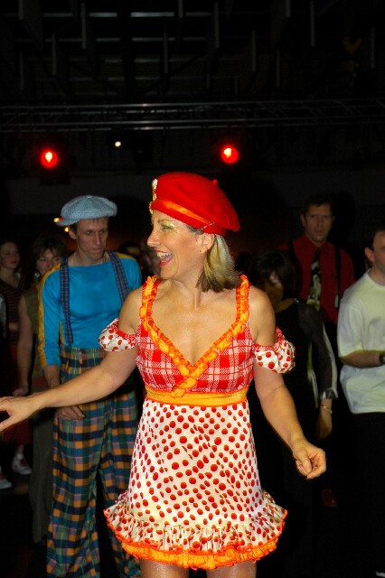 min 2005 11 12 fous swing 269